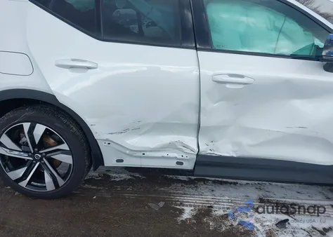 2025 Volvo Xc40 B5 Plus Dark Theme from USA, damaged, VIN YV4L12UC6S2606417